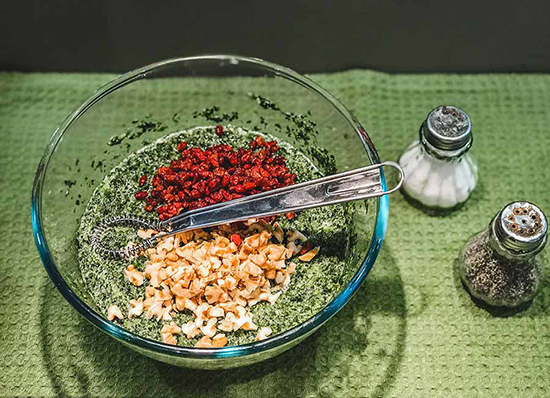 طرز تهیه کوکو سبزی؛ طعم جدیدی را بچشید