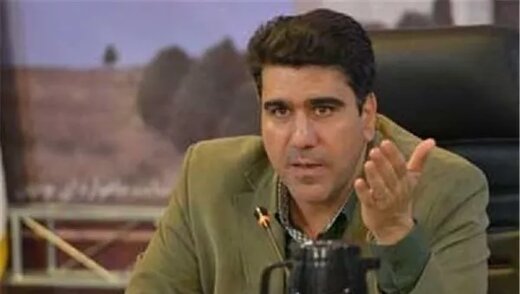 انتقاد معزی از یک بام و دو هوای اصولگرایان / از «انکار» واقعیت تحریم تا پناه بردن به «توطئه‌ ارزی»