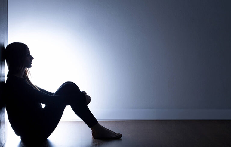 ۱۰ راهکار خودیاری برای درمان افسردگی